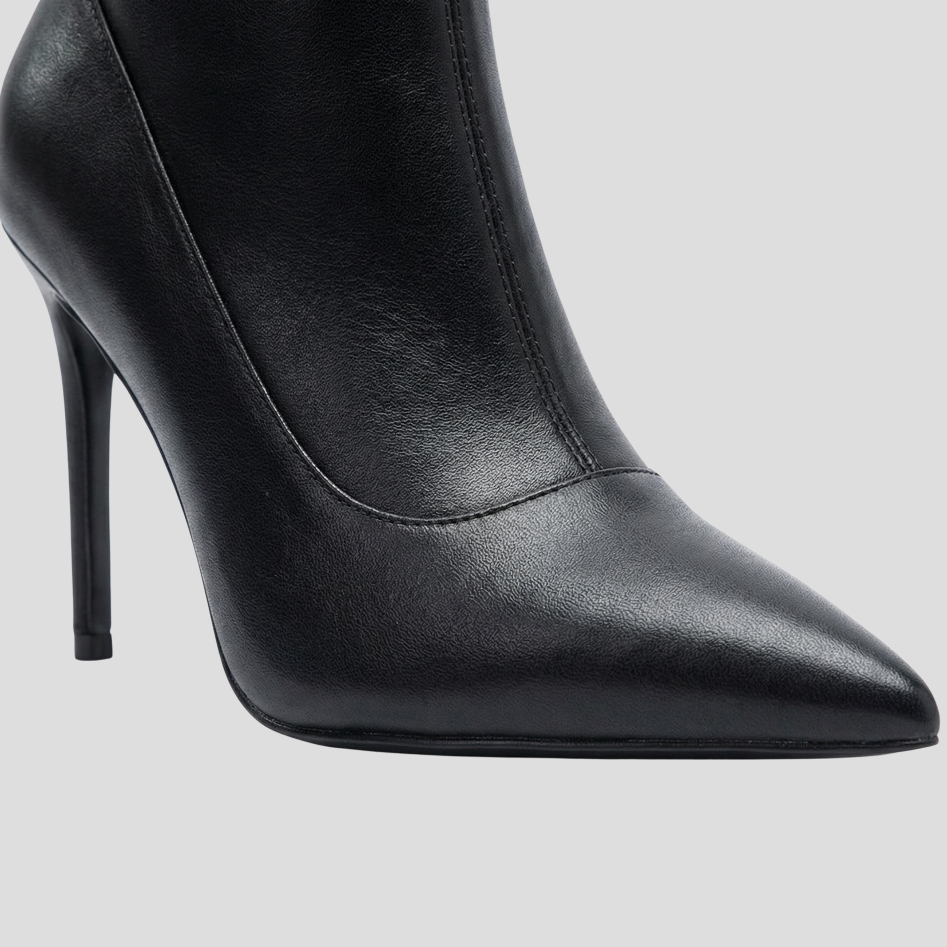 Women Boots | Knee-High Silhouette & Pointed Toe with Zip Design for Daily Wear