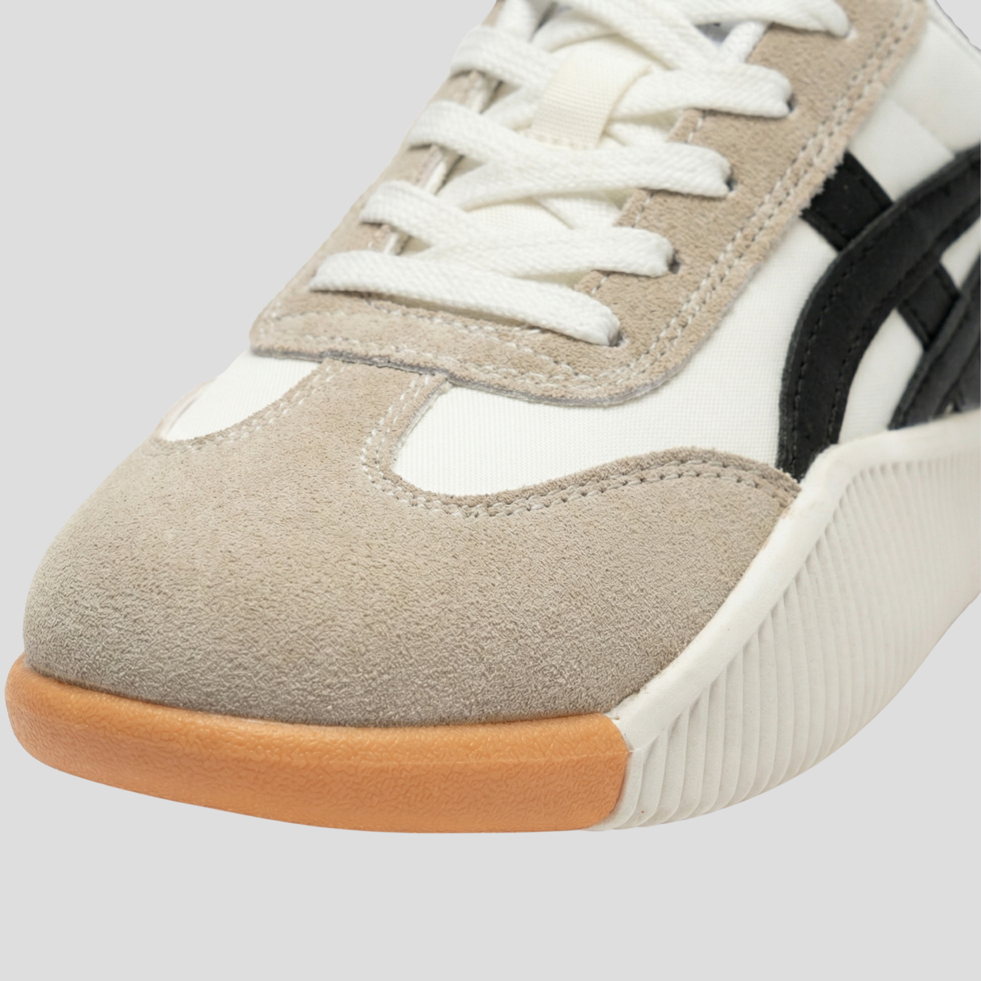 Women Sneakers | Low-Profile Shape & Contrast Panel Design for Daily Wear