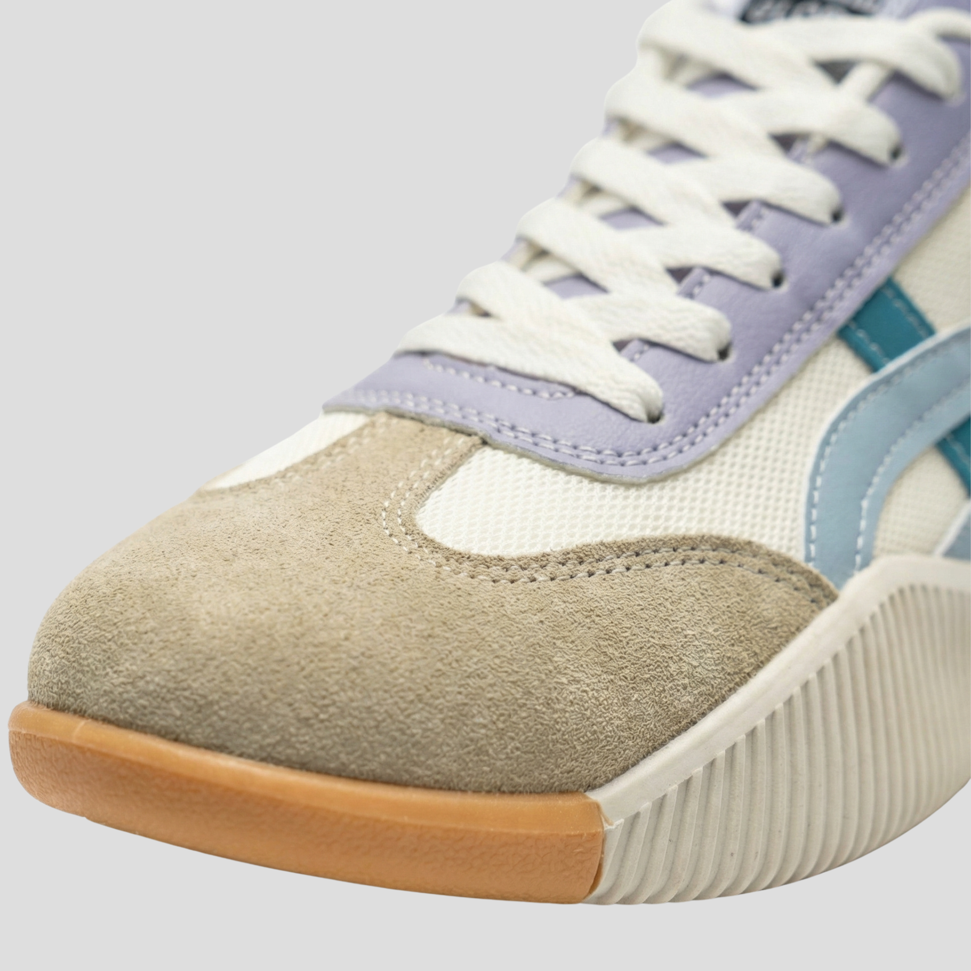 Women Sneakers | Low-Profile Shape & Contrast Panel Design for Daily Wear