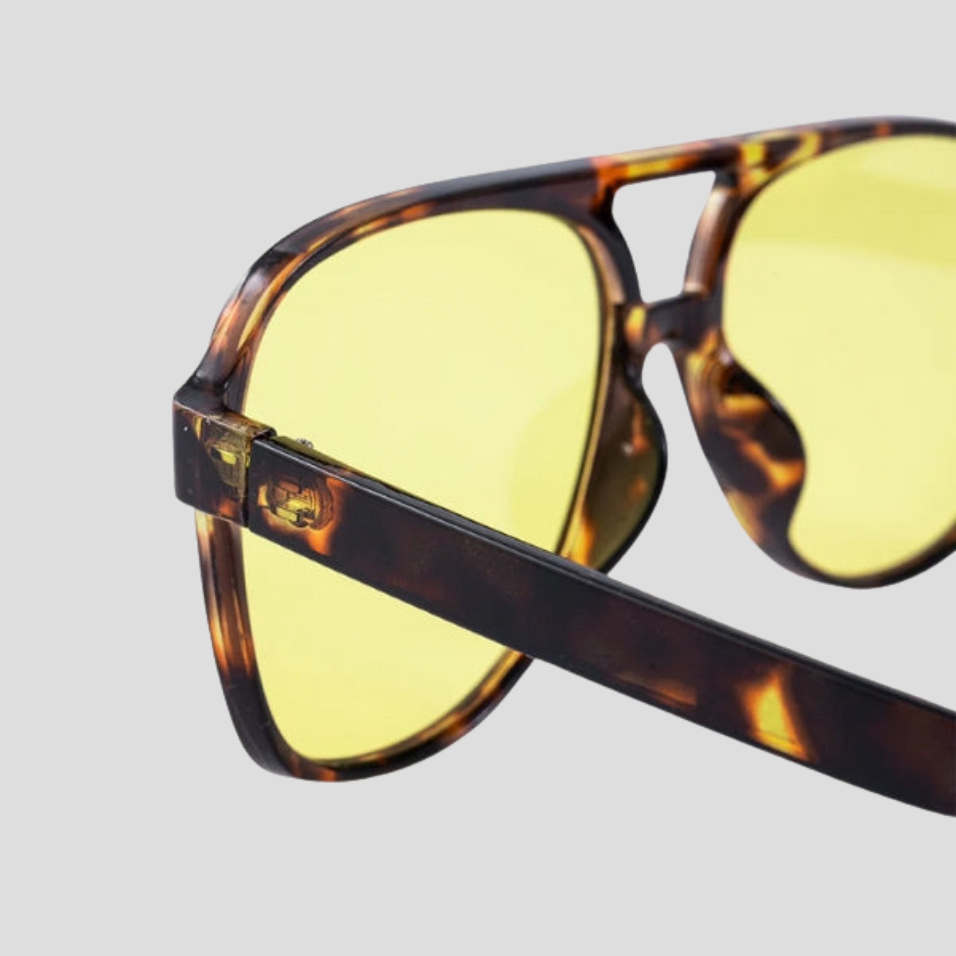 Women Sunglasses | Square Aviator Frame & Oversized Lens Silhouette for Daily and Travel Wear
