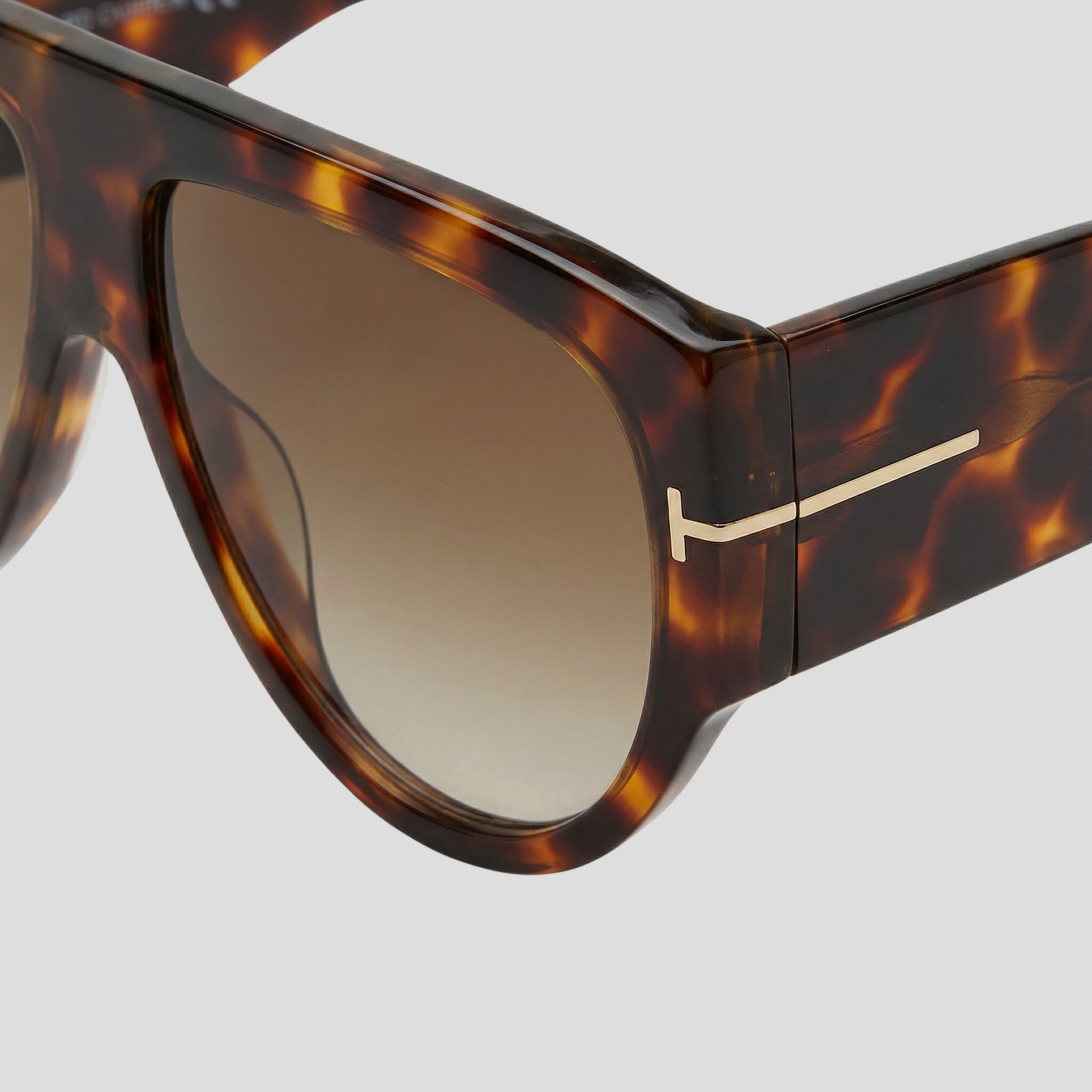 Women Sunglasses | Aviator Frame Shape & Defined Metal Detail for Daily Wear