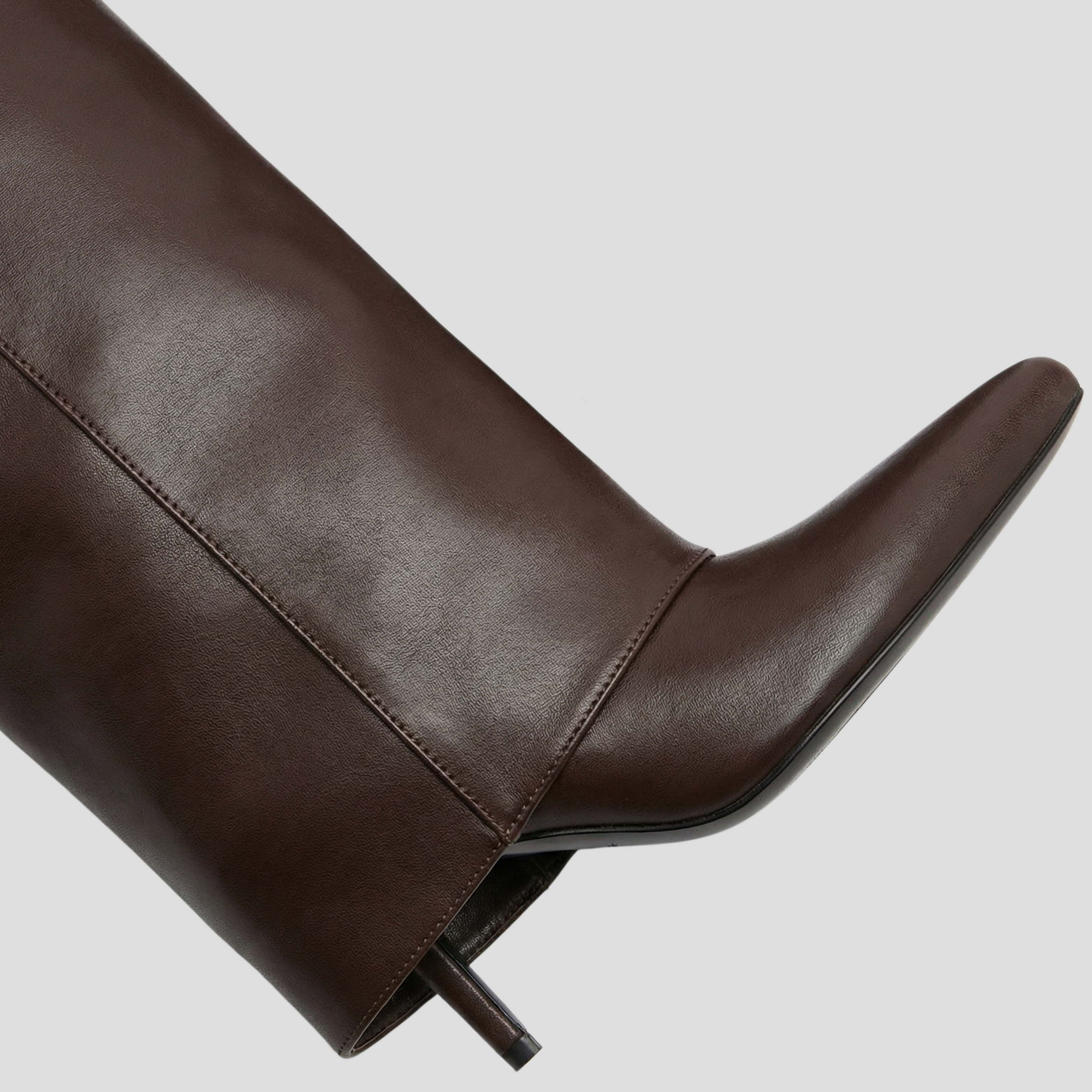 Women Boots | Sculpted Vertical Form & Defined Toe Structure for Daily Use