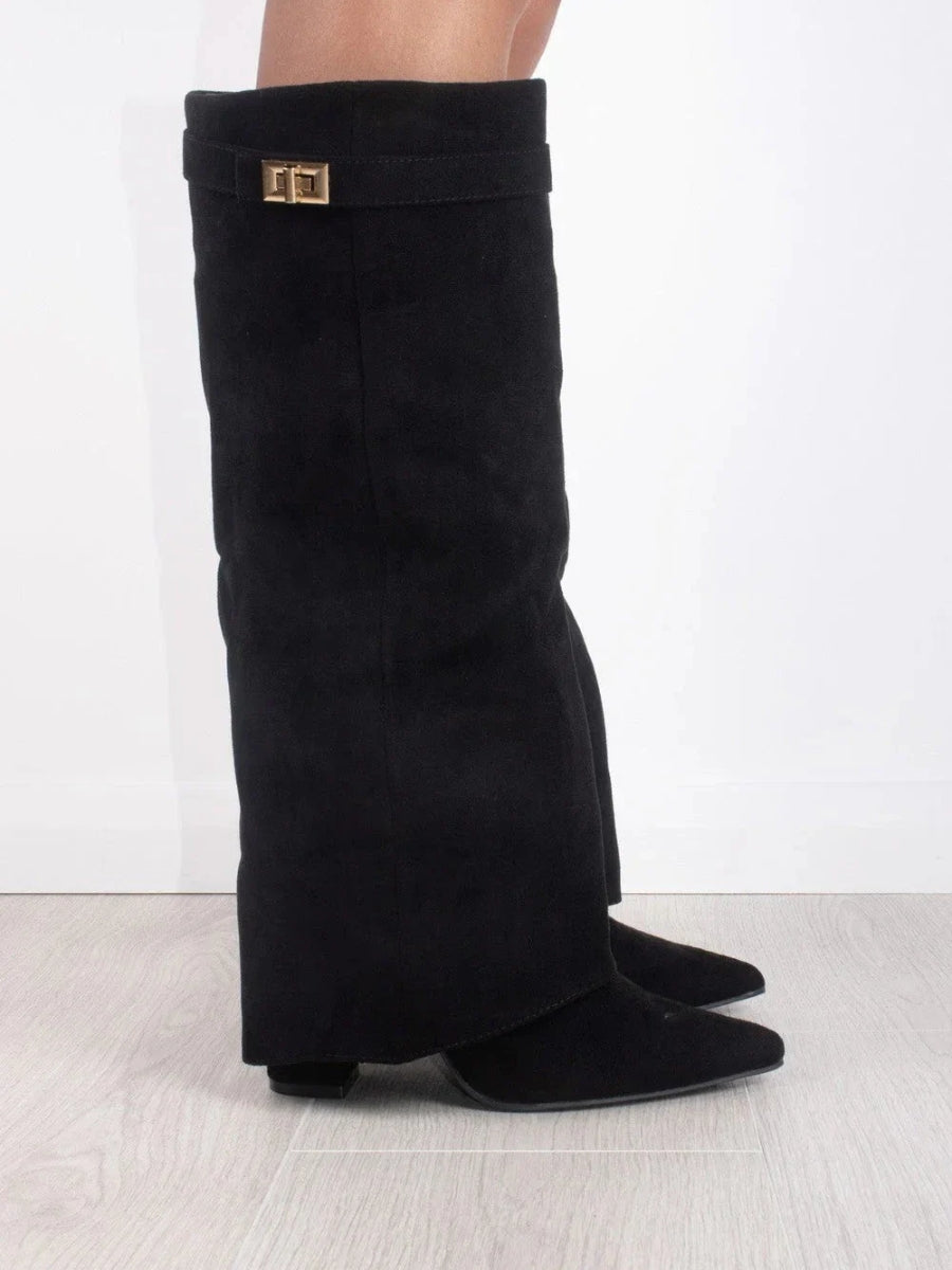 Elegant Woman's Boots | With Golden Accents | Stylish & Modern