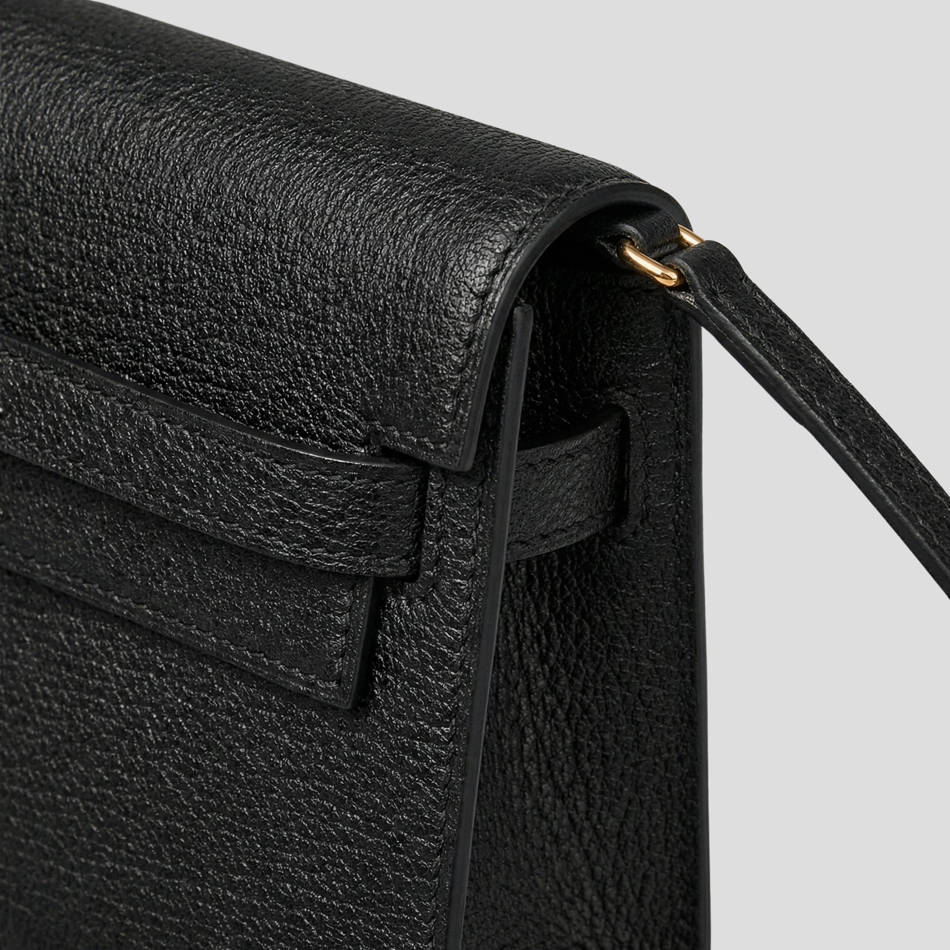 Women Bag | Compact Form & Defined Closure Design for Everyday Use