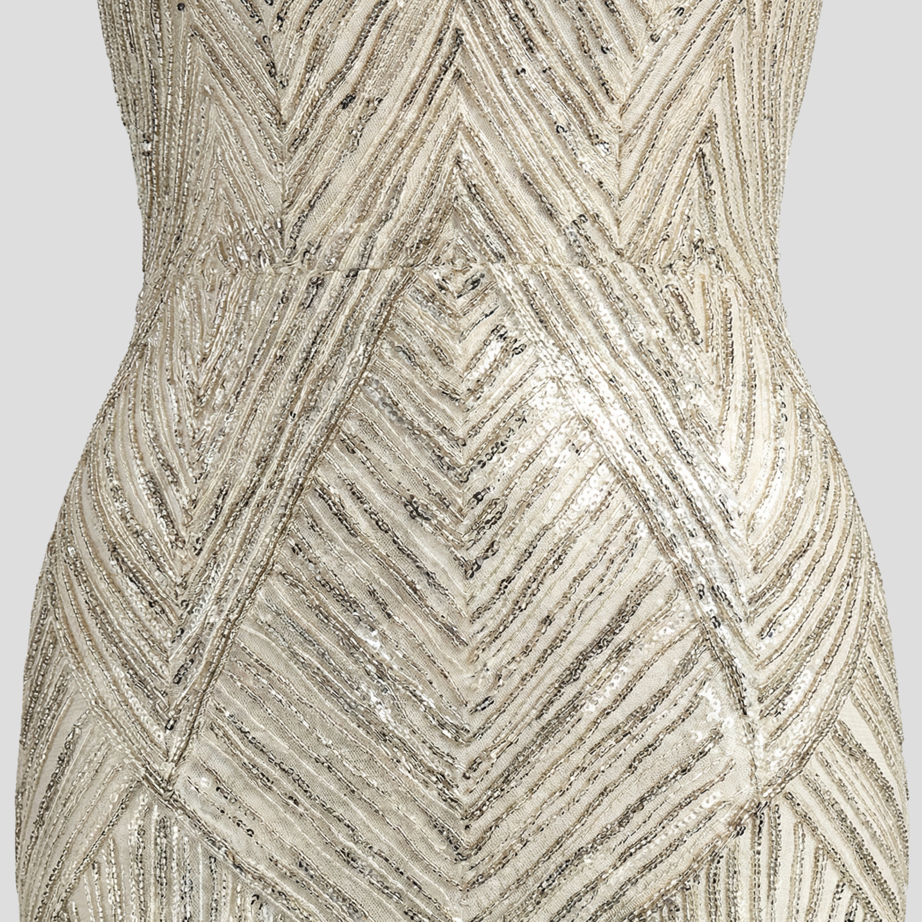Women Evening Dress | Halter Neckline Detail & Fitted Sequin Silhouette for Formal Wear
