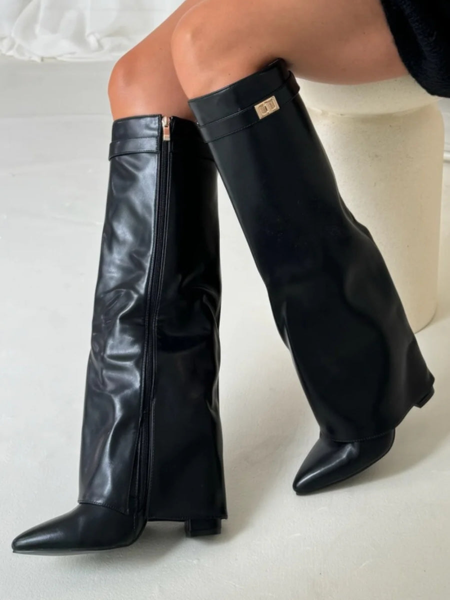 Elegant Woman's Boots | With Golden Accents | Stylish & Modern