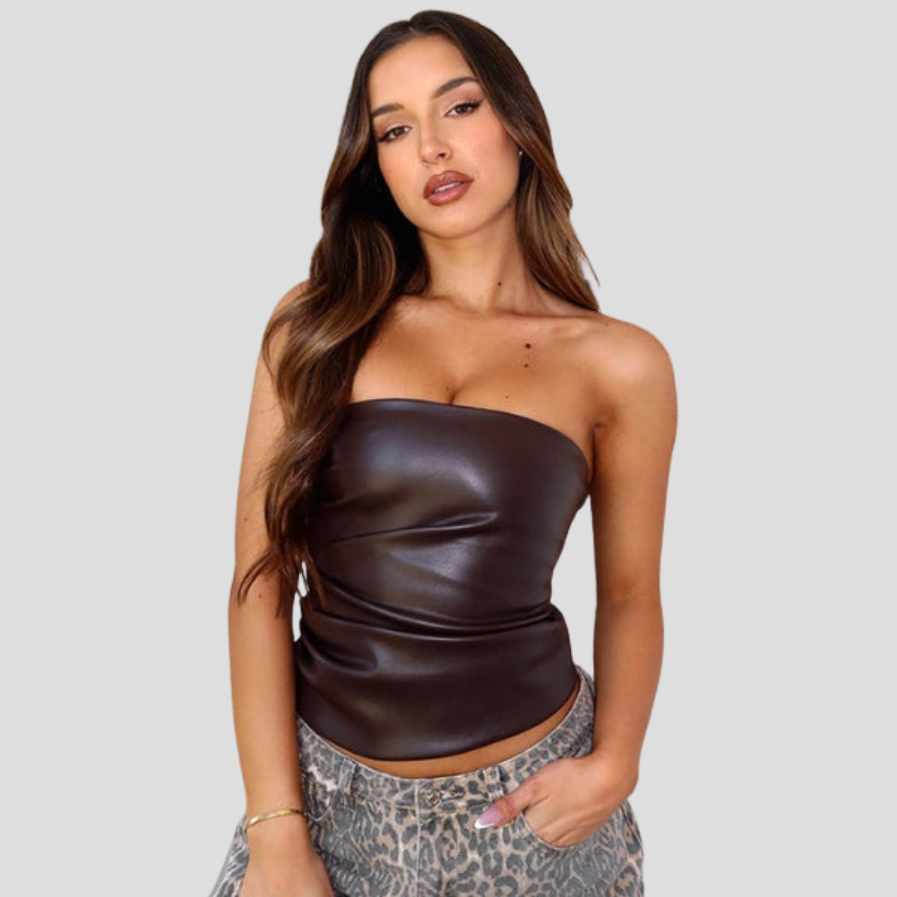 Women Top | Strapless Neckline & Straight Tube Silhouette for Daily Wear