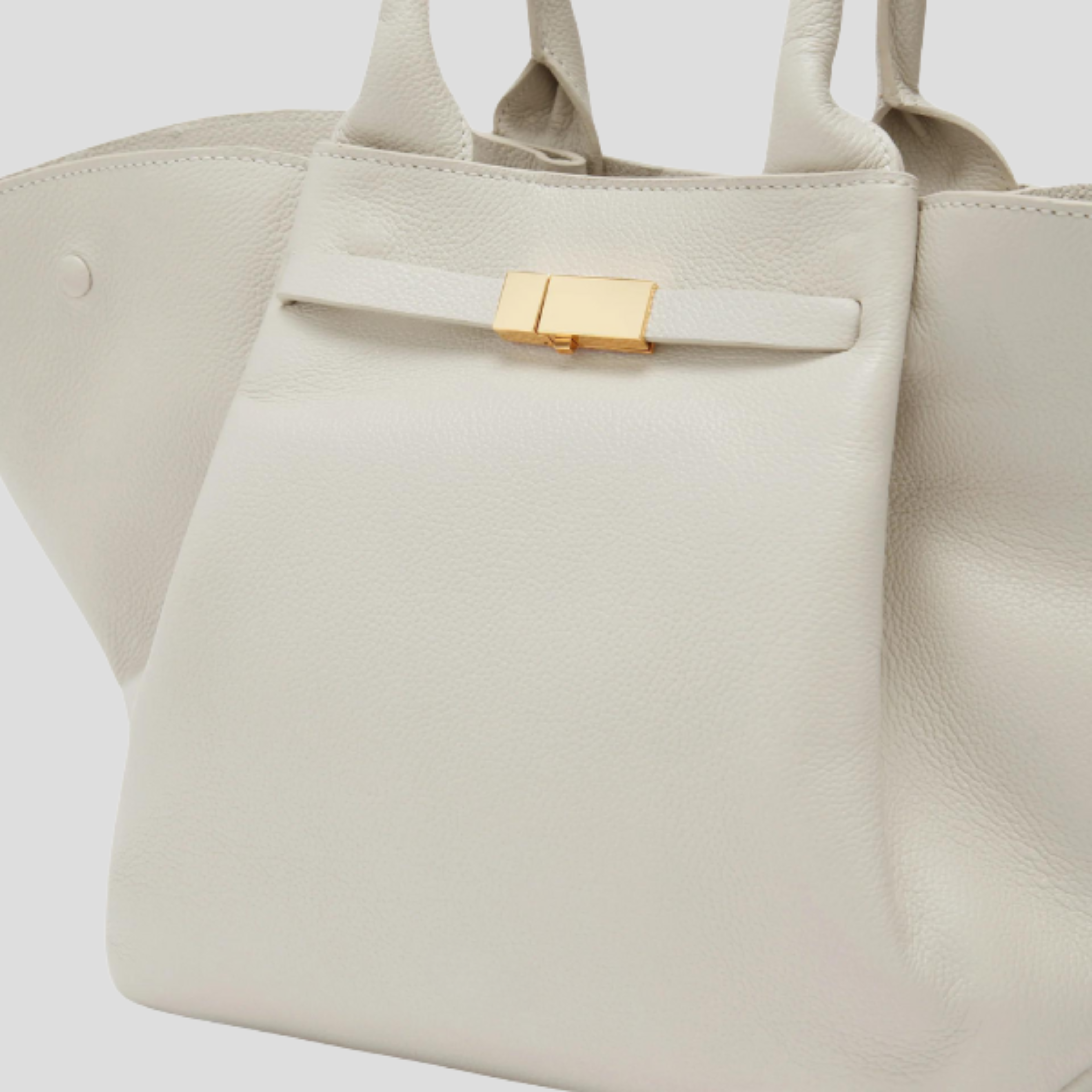 Women Bag | Structured Carry Form & Balanced Silhouette Design for Daily Use