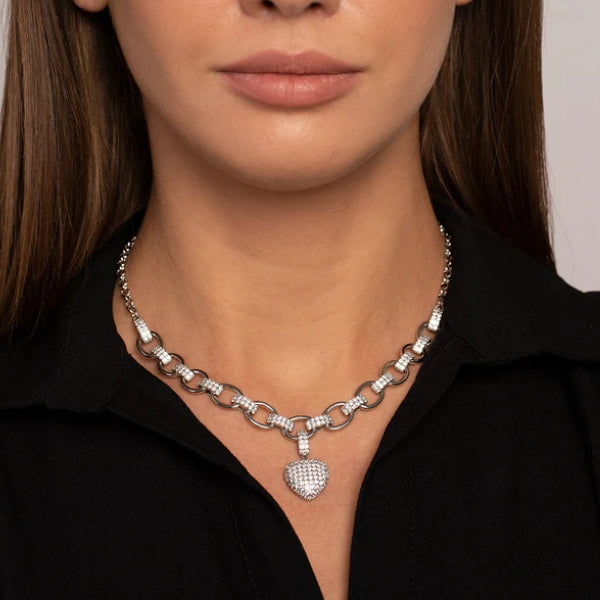 Women Jewelry Set | Oval Chain Structure & Pavé Heart Pendant Detail for Daily and Evening Styling