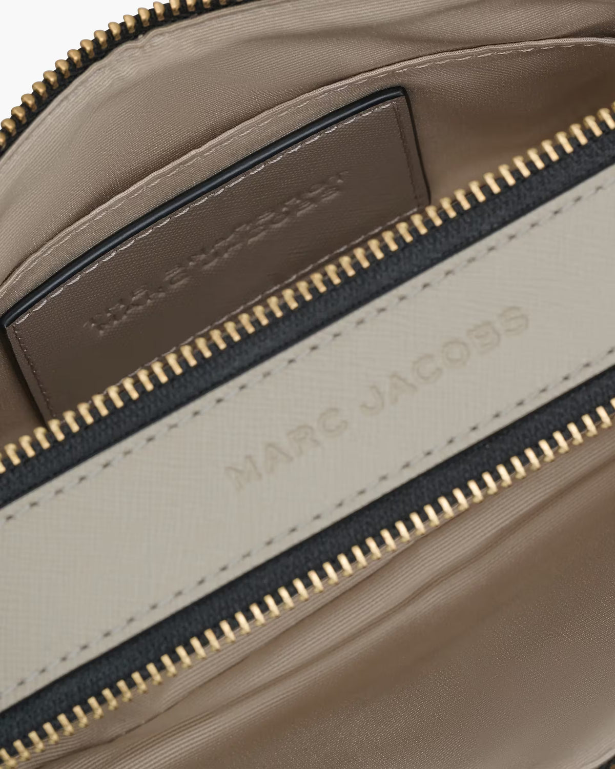 MARC JACOBS | The Snapshot