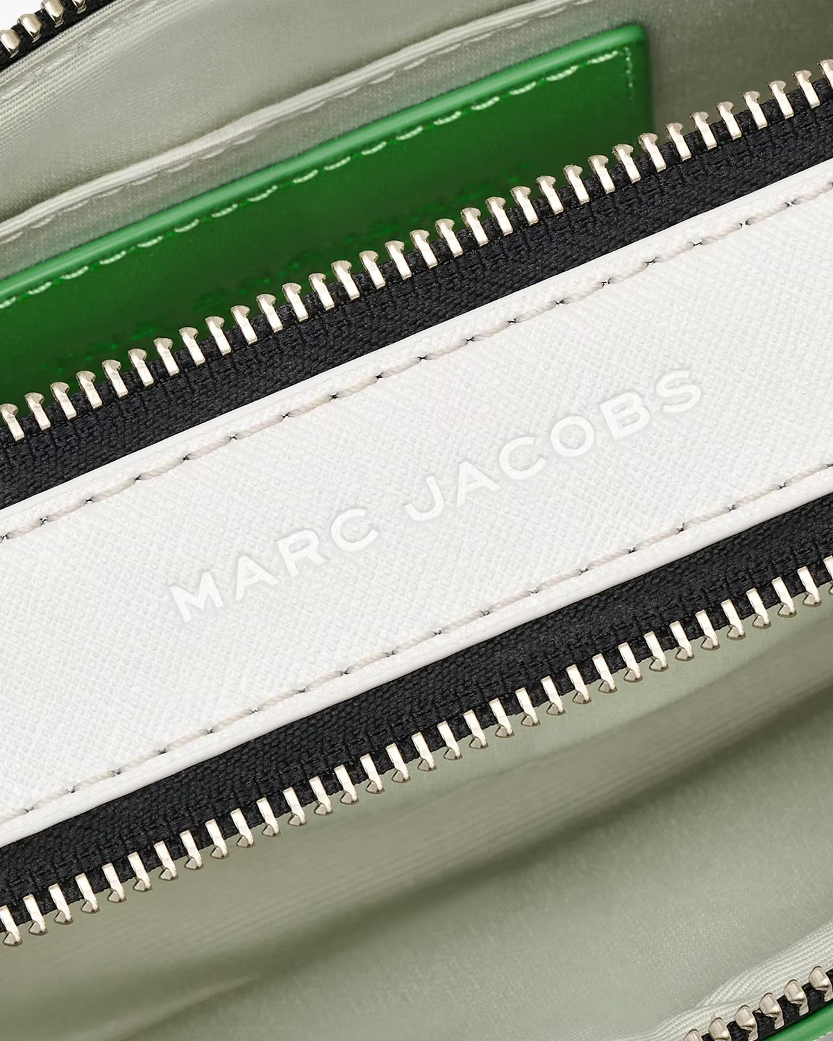 MARC JACOBS | The Snapshot