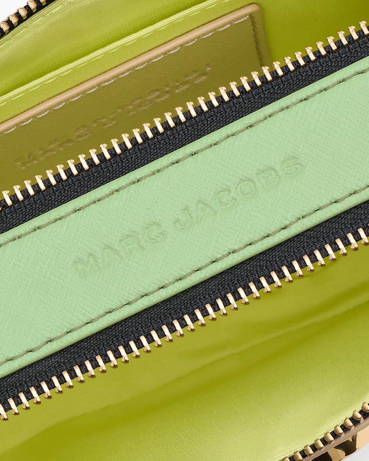 MARC JACOBS | The Snapshot