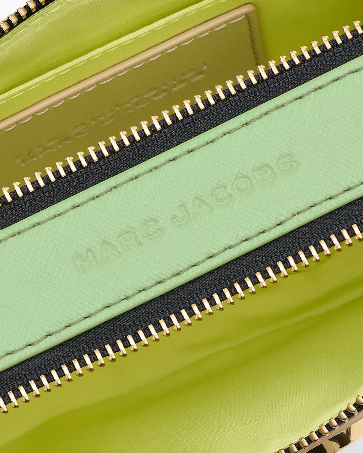 MARC JACOBS | The Snapshot