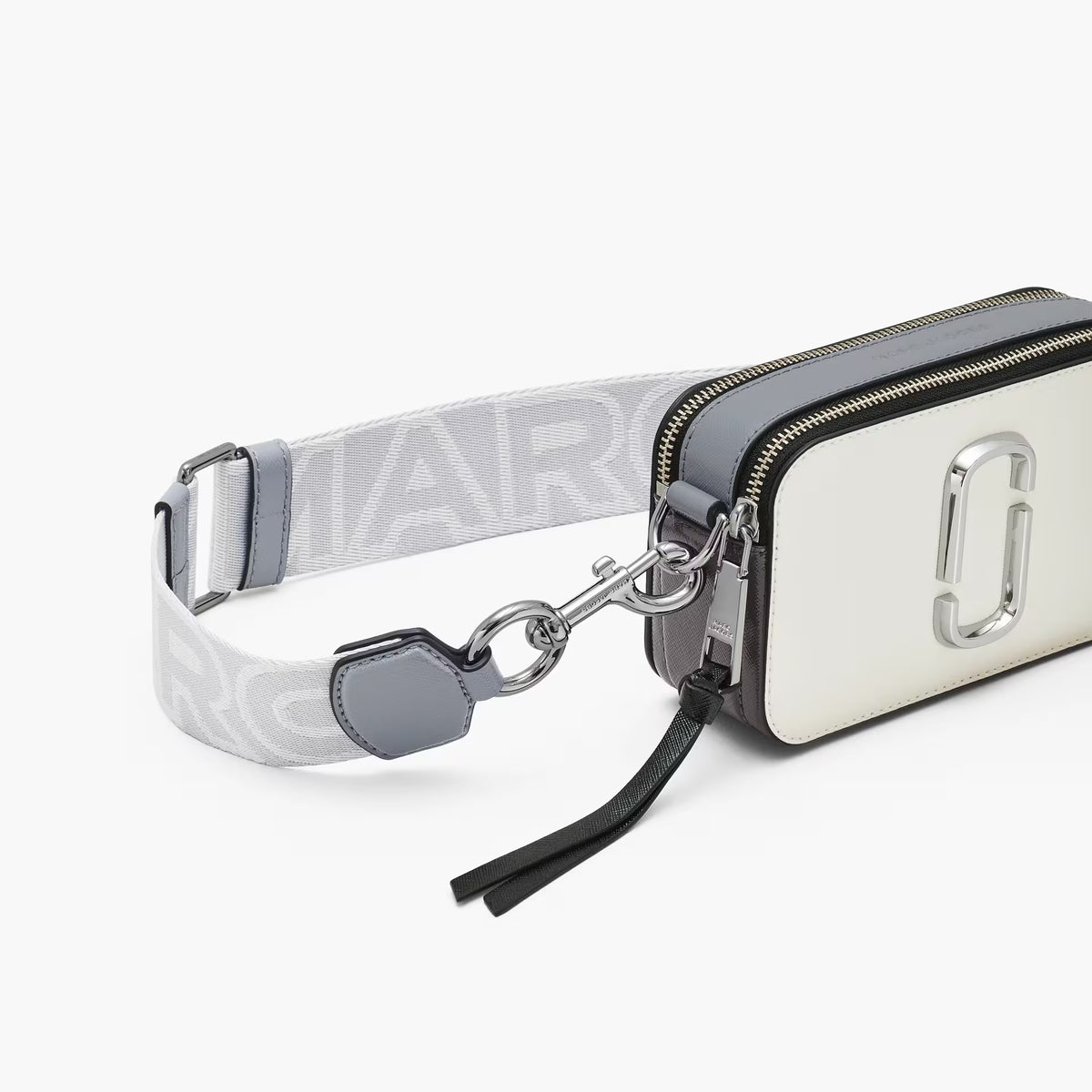MARC JACOBS | The Snapshot