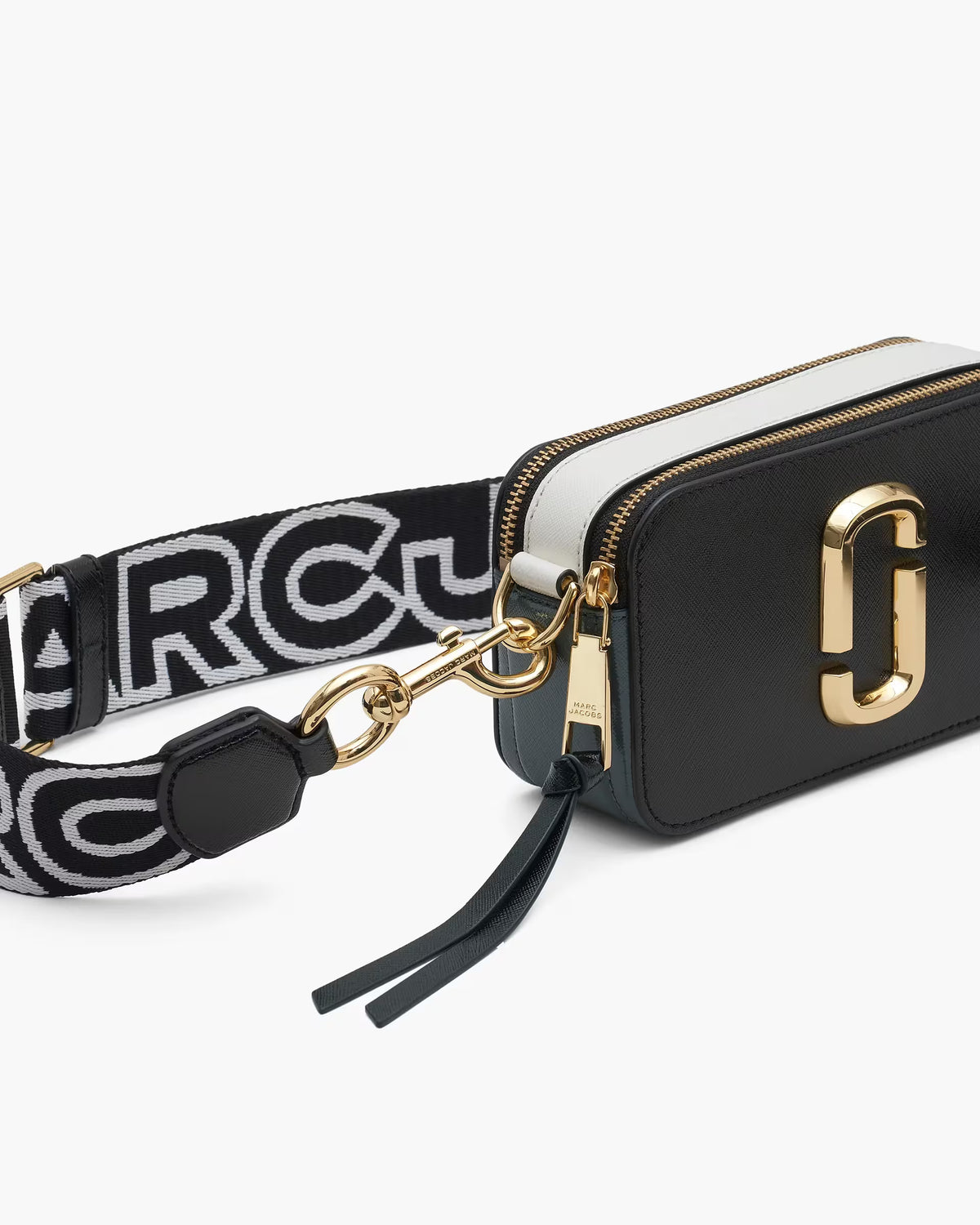 MARC JACOBS | The Snapshot