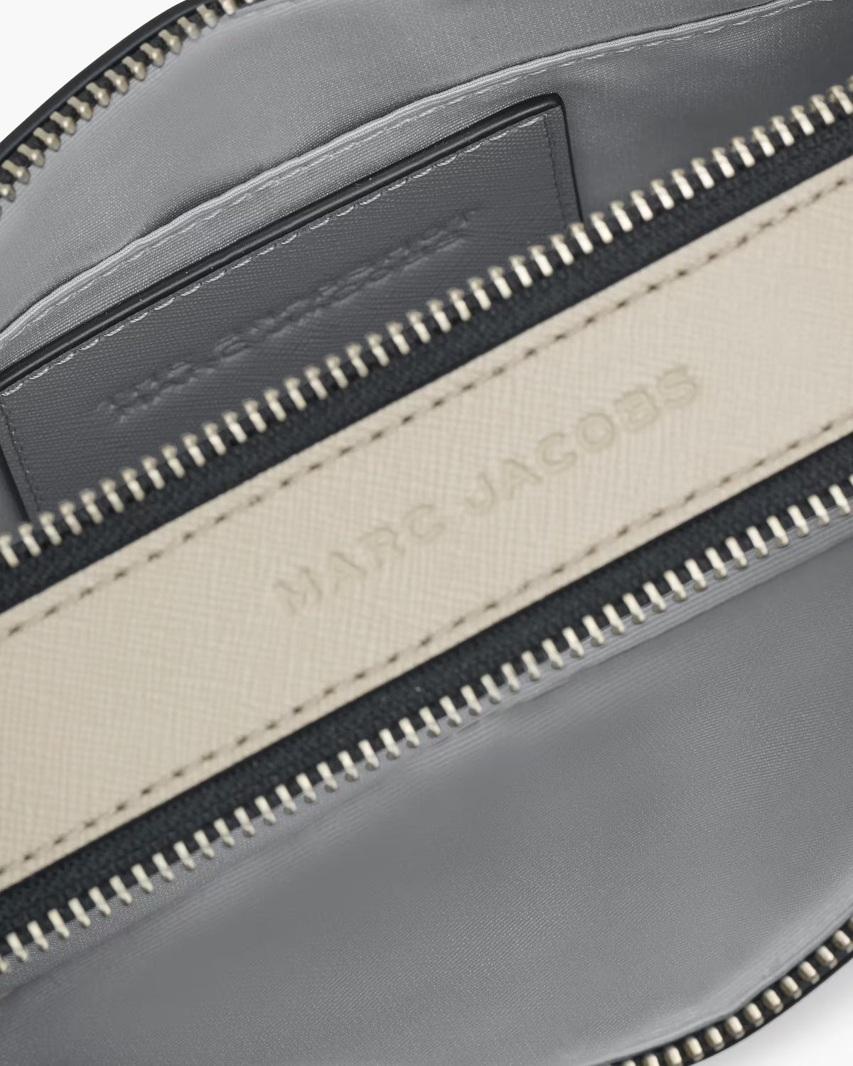 MARC JACOBS | The Snapshot